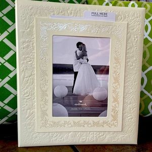 Brand new in box Hallmark Wedding keepsake album